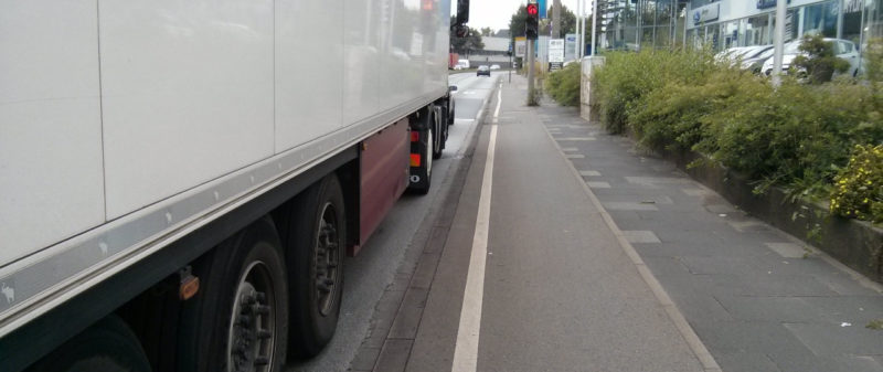 LKW auf Mindener Straße